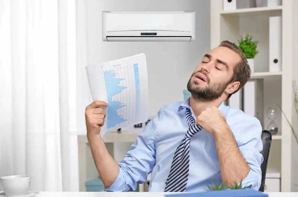 El aire acondicionado no enfria cuando hace mucho calor